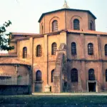 L’abbaye de Metz et l’école du Palais d’Aix-la-Chapelle : Histoire et Enluminure Carolingienne